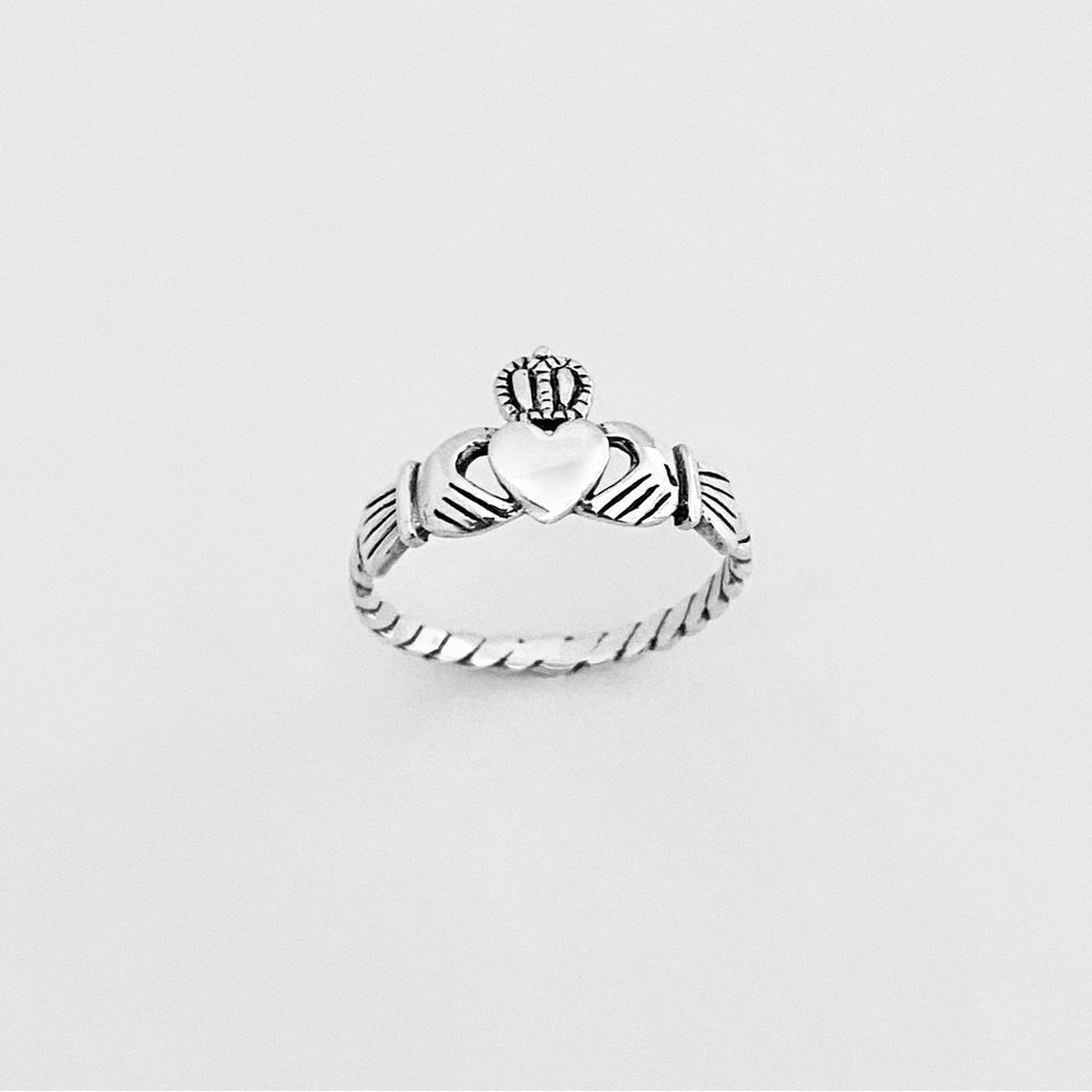 Sterling Silver Irish Claddagh Ring with Rope Band, Friendship Love Heart Rings